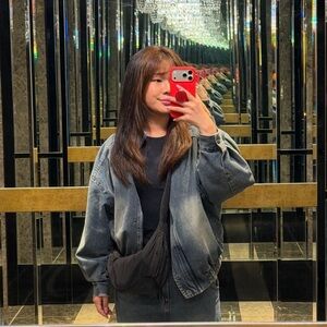 Meet your Posher, Cindy